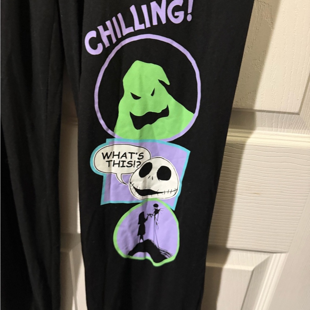❄️Nightmare Before Christmas Lounge Pants - Picture 3 of 4